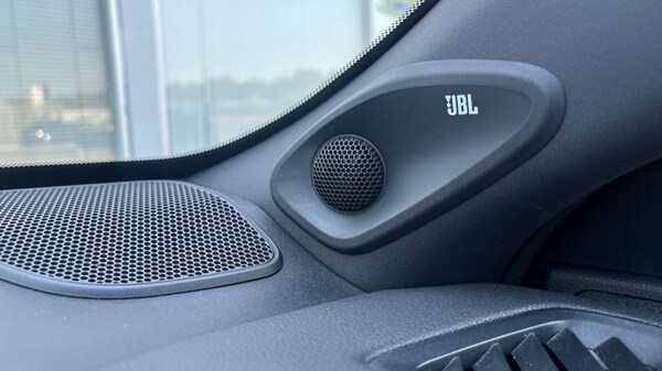 Used Toyota Yaris 2020 for sale - 75541168: Photo 47