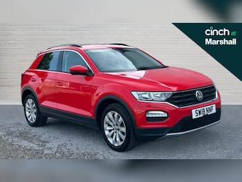 Used Volkswagen T-Roc 2018 for sale - 75484109: Photo