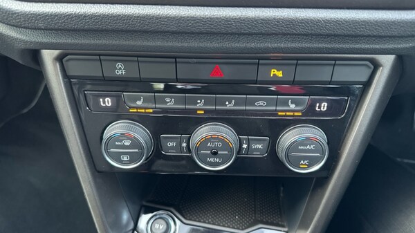 Used Volkswagen T-Roc 2018 for sale - 75484109: Photo 30
