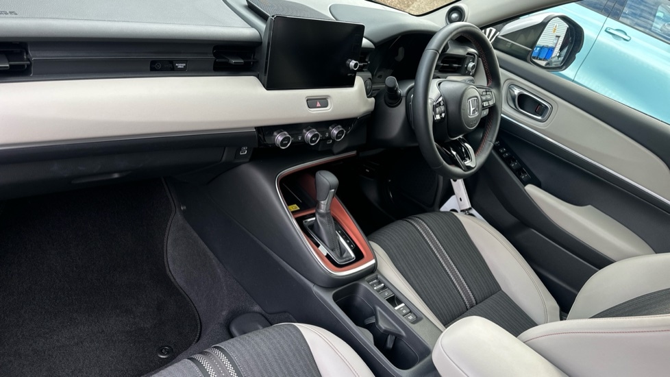 Used Honda HR-V 2025 for sale - 75917053: Photo 2