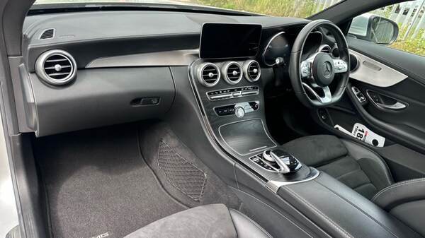 Used Mercedes-Benz C-Class 2018 for sale - 75484131: Photo 10