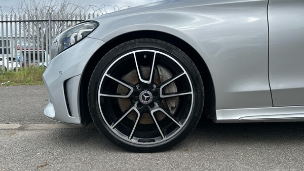 Used Mercedes-Benz C-Class 2018 for sale - 75484131: Photo 17