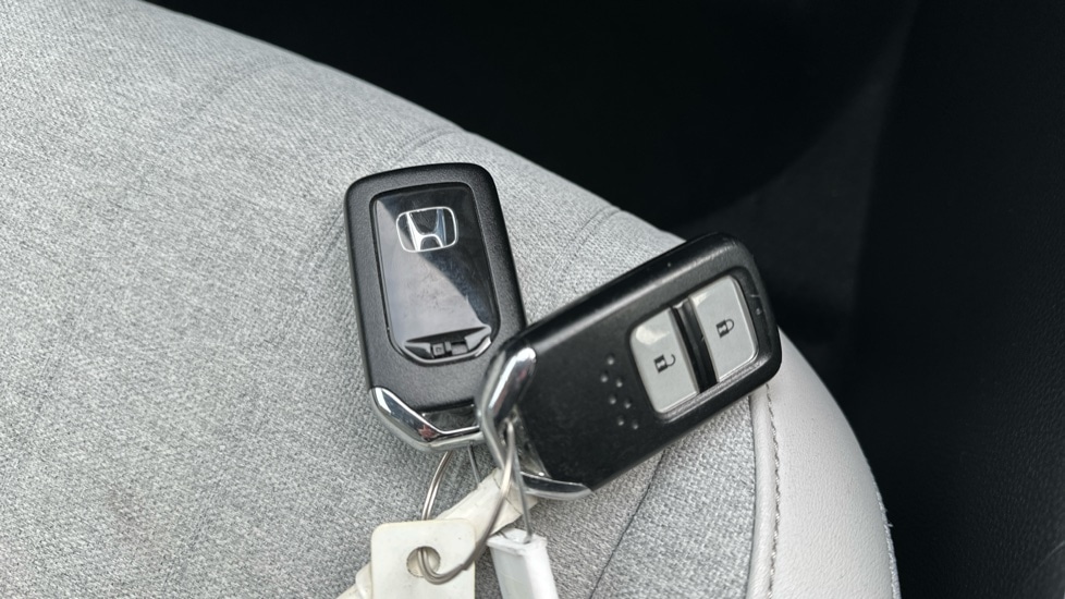 Used Honda Jazz 2022 for sale - 76033726: Photo 33