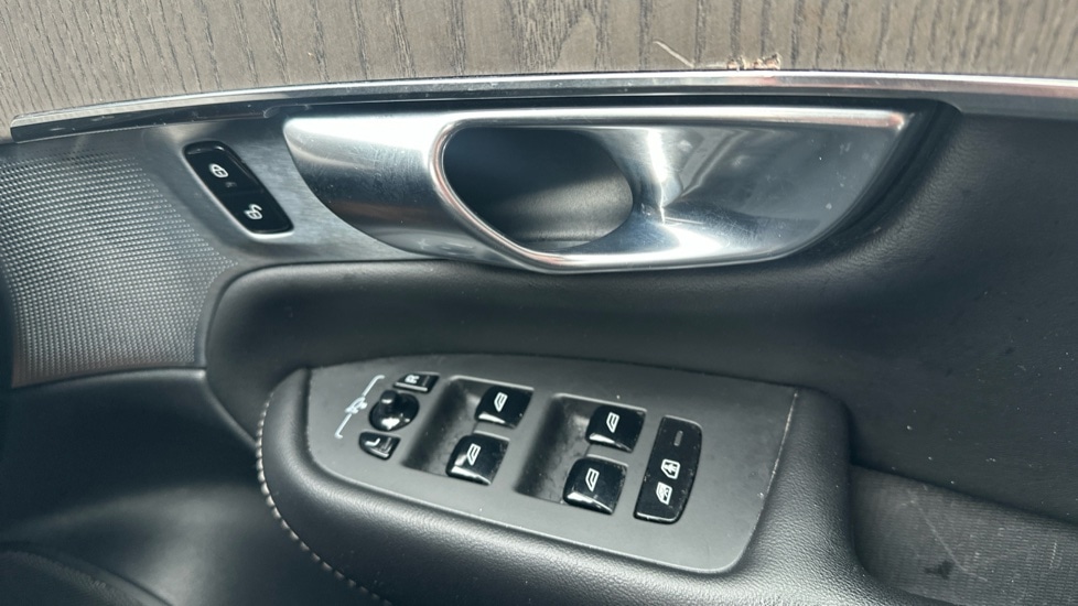 Used Volvo XC90 2021 for sale - 77013096: Photo 31