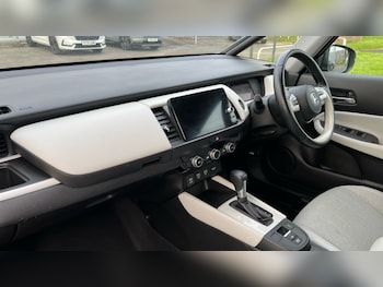 Used Honda Jazz 2022 for sale - 76731504: Photo