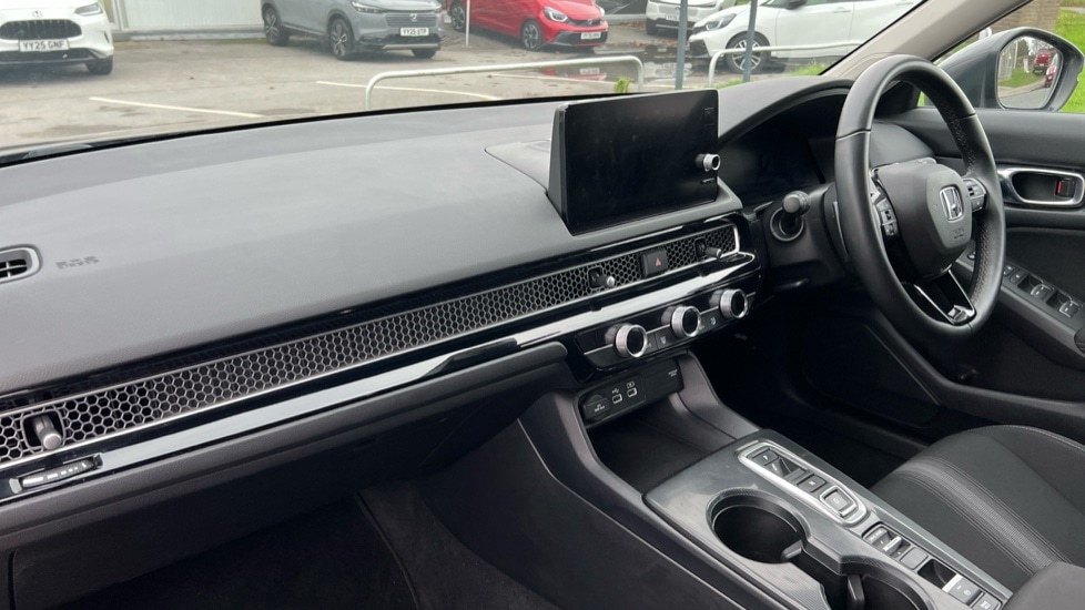 Used Honda Civic 2024 for sale - 76458946: Photo 2