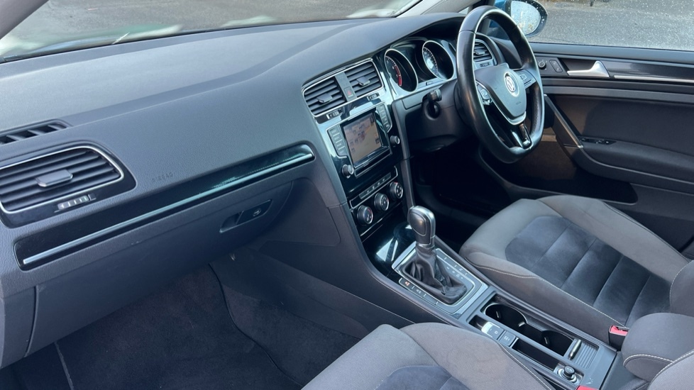 Used Volkswagen Golf 2015 for sale - 76948413: Photo 10
