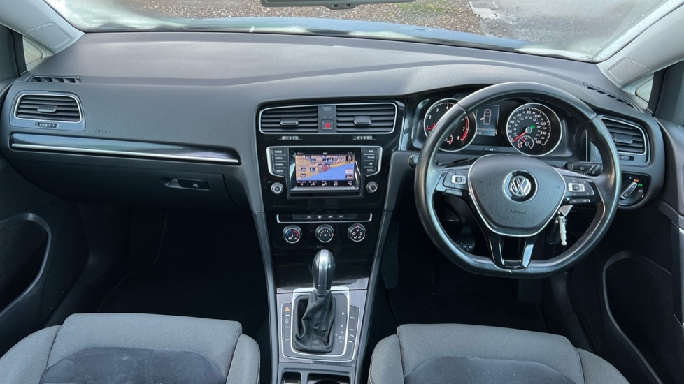 Used Volkswagen Golf 2015 for sale - 76948413: Photo 11