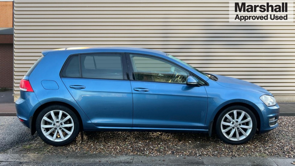 Used Volkswagen Golf 2015 for sale - 76948413: Photo 2