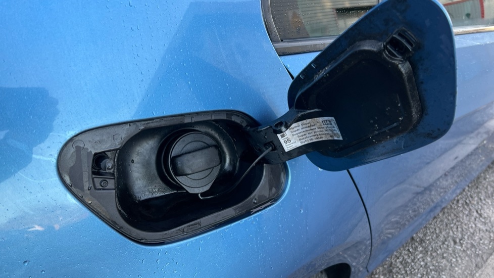 Used Volkswagen Golf 2015 for sale - 76948413: Photo 21