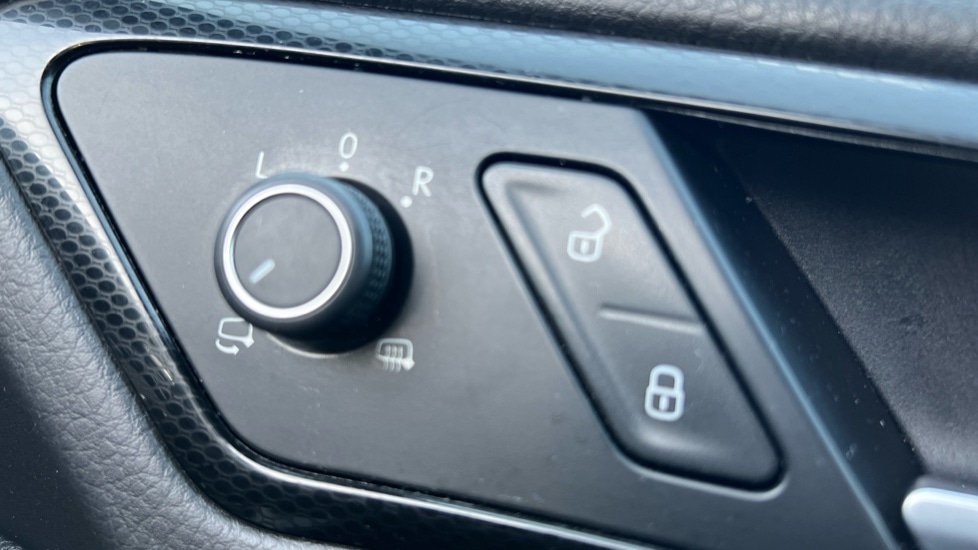 Used Volkswagen Golf 2015 for sale - 76948413: Photo 36