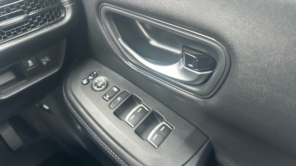 Used Honda ZR-V 2025 for sale - 75916798: Photo 28