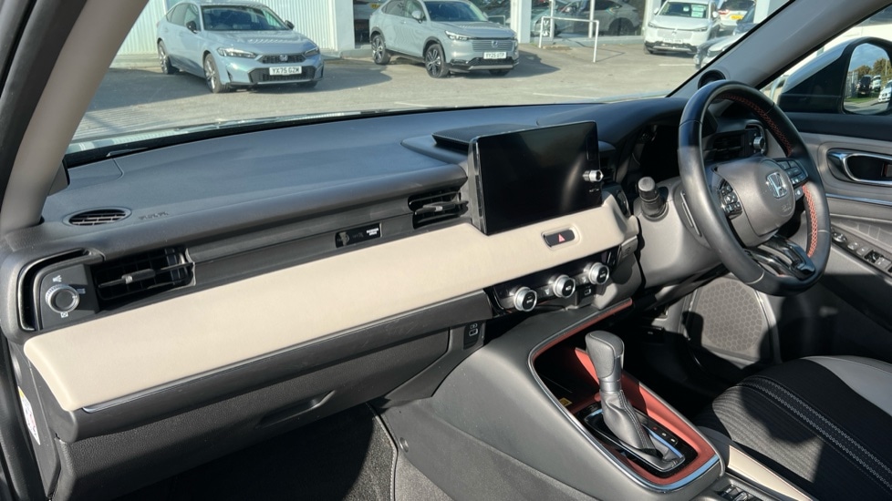 Used Honda HR-V 2022 for sale - 76124613: Photo 2