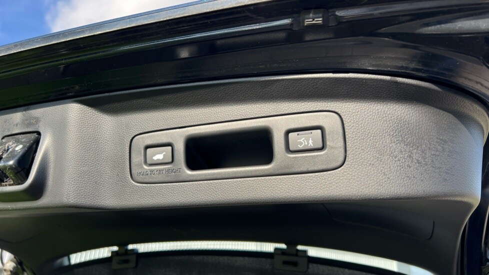 Used Honda HR-V 2022 for sale - 76124613: Photo 42