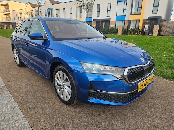 Used Skoda Octavia 2025 for sale - 76236388: Photo 2