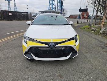 2023 (23) - 2.0 Hybrid Icon 5dr CVT