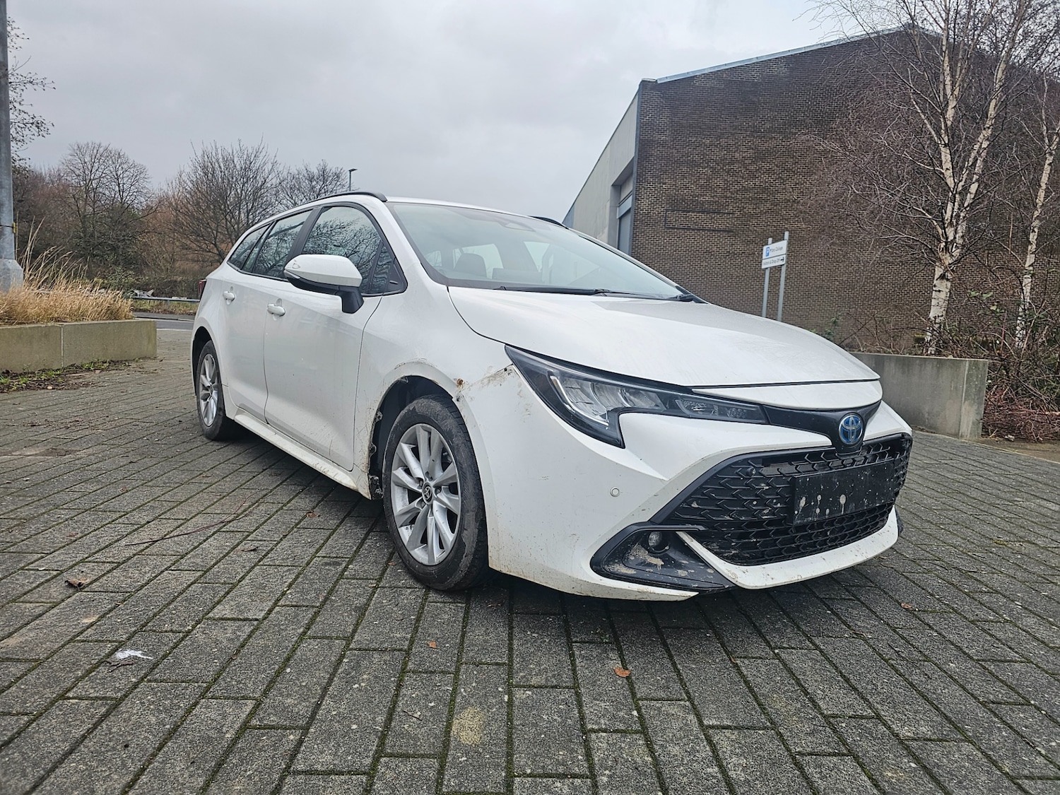 Used Toyota Corolla 2023 for sale - 77366854: Photo 2