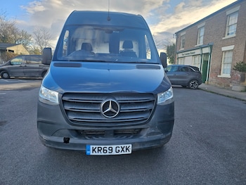 Mercedes-Benz - Sprinter