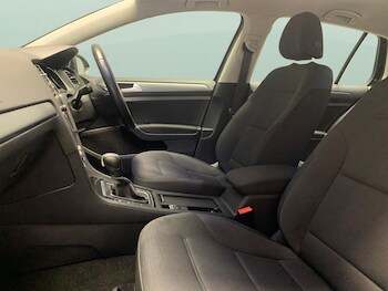 Used Volkswagen Golf 2020 for sale - 77493044: Photo