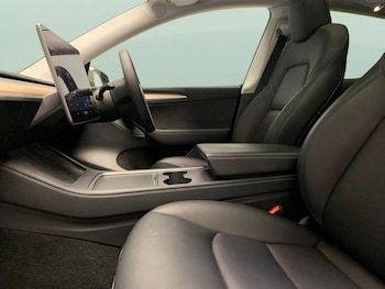 Used Tesla Model Y 2022 for sale - 77663192: Photo