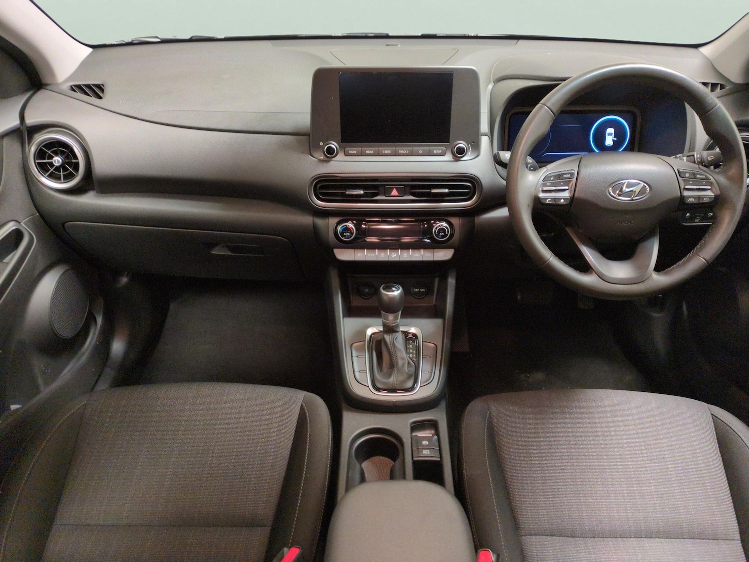 Used Hyundai KONA 2023 for sale - 77638247: Photo 6