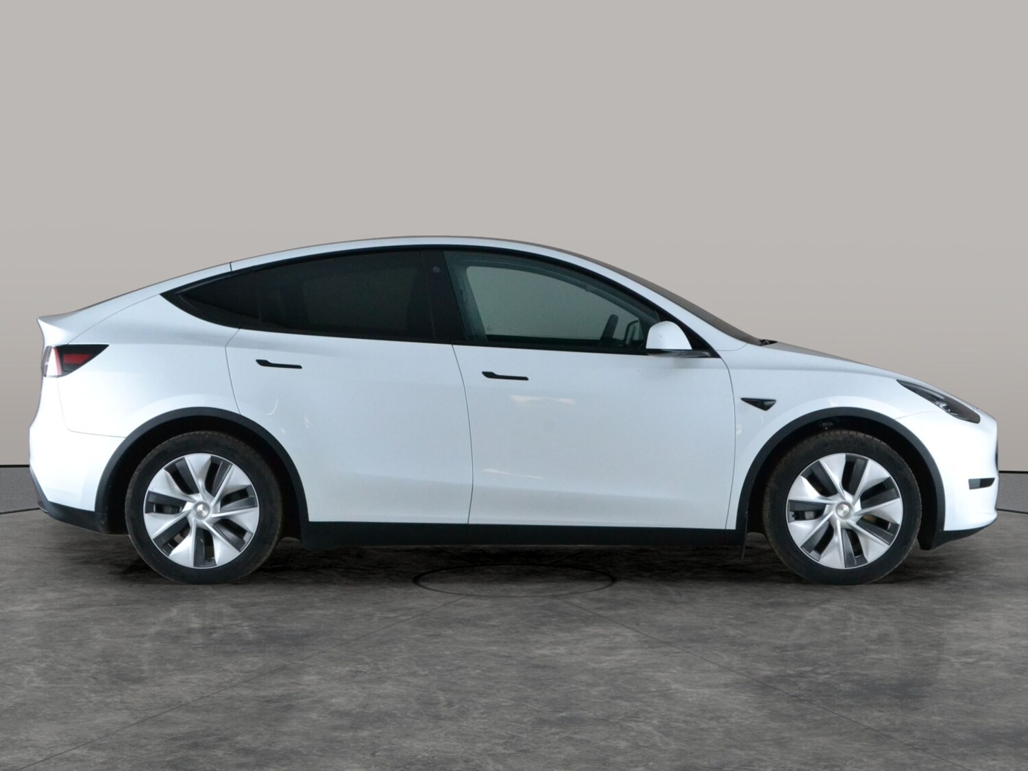 Used Tesla Model Y 2023 for sale - 78140000: Photo 9