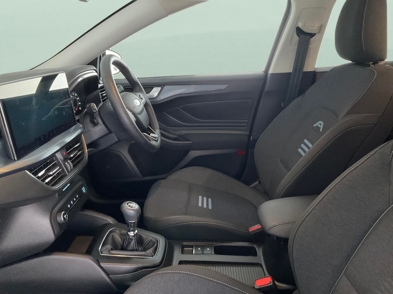 Used Ford Focus 2023 for sale - 76577881: Photo 4