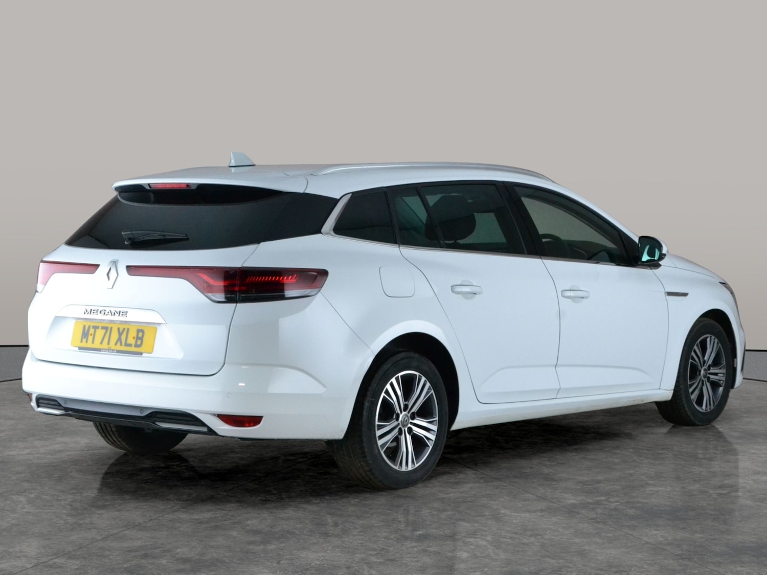 Used Renault Megane 2022 for sale - 77701805: Photo 10