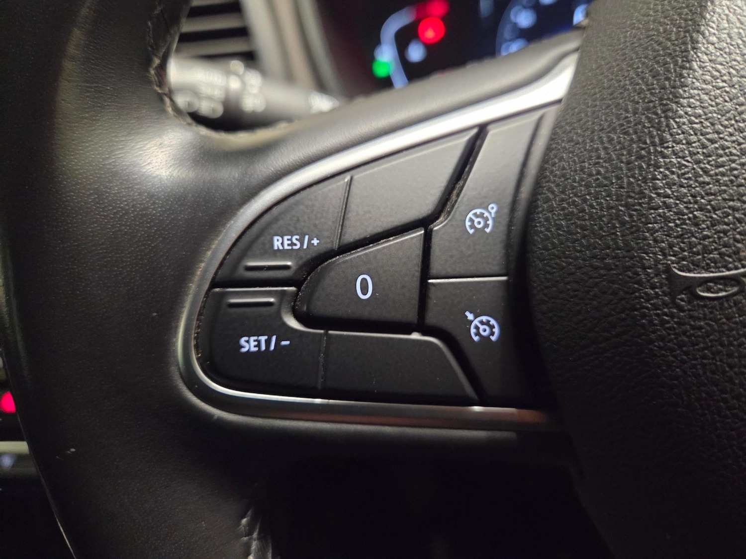 Used Renault Megane 2022 for sale - 77701805: Photo 17