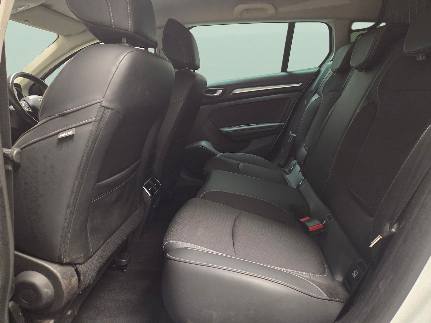 Used Renault Megane 2022 for sale - 77701805: Photo 24