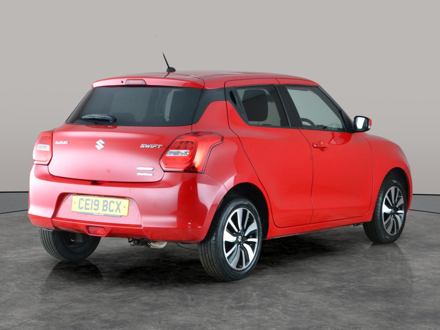 Used Suzuki Swift 2019 for sale - 77810608: Photo 10