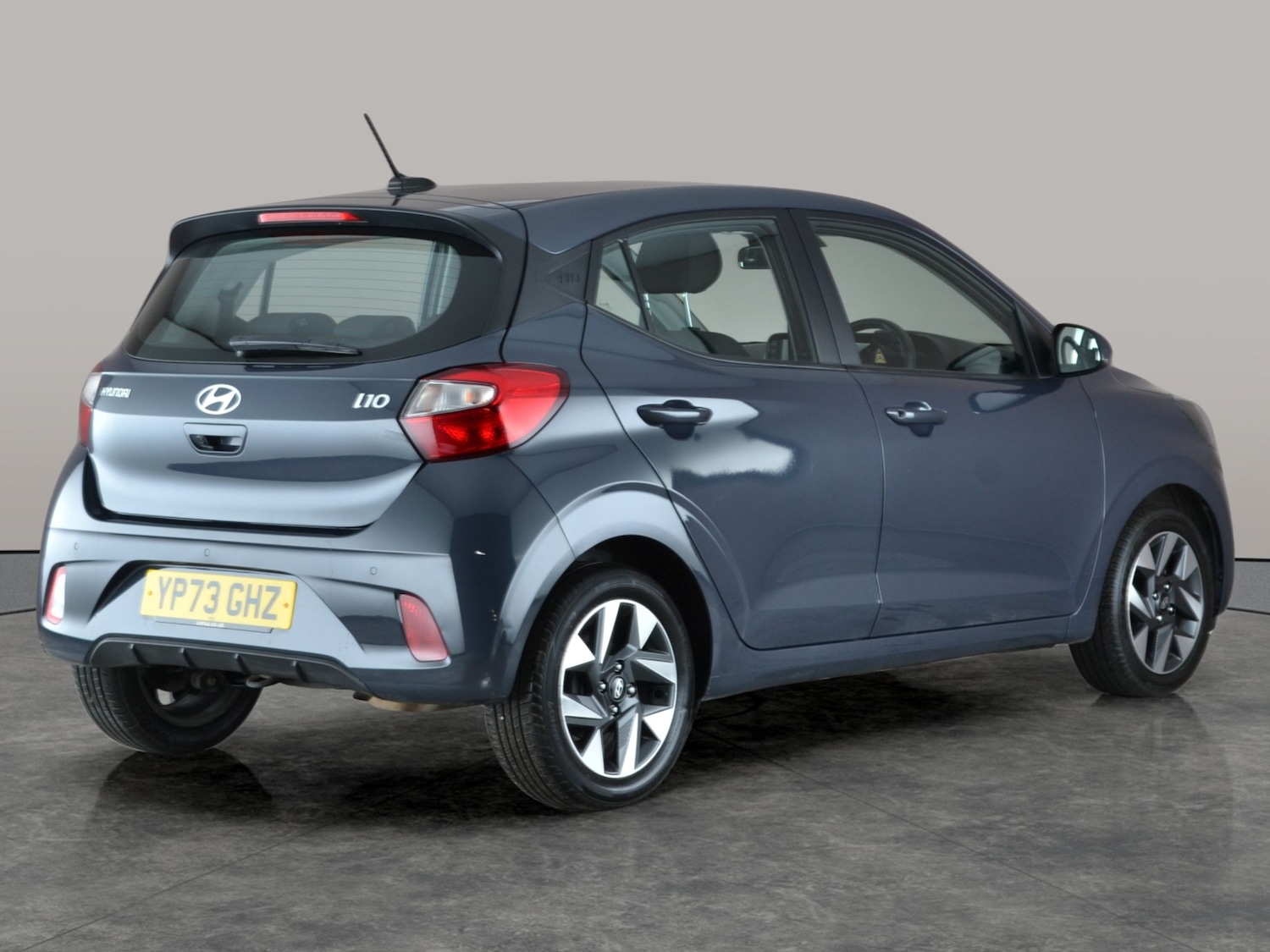 Used Hyundai i10 2023 for sale - 77255865: Photo 9