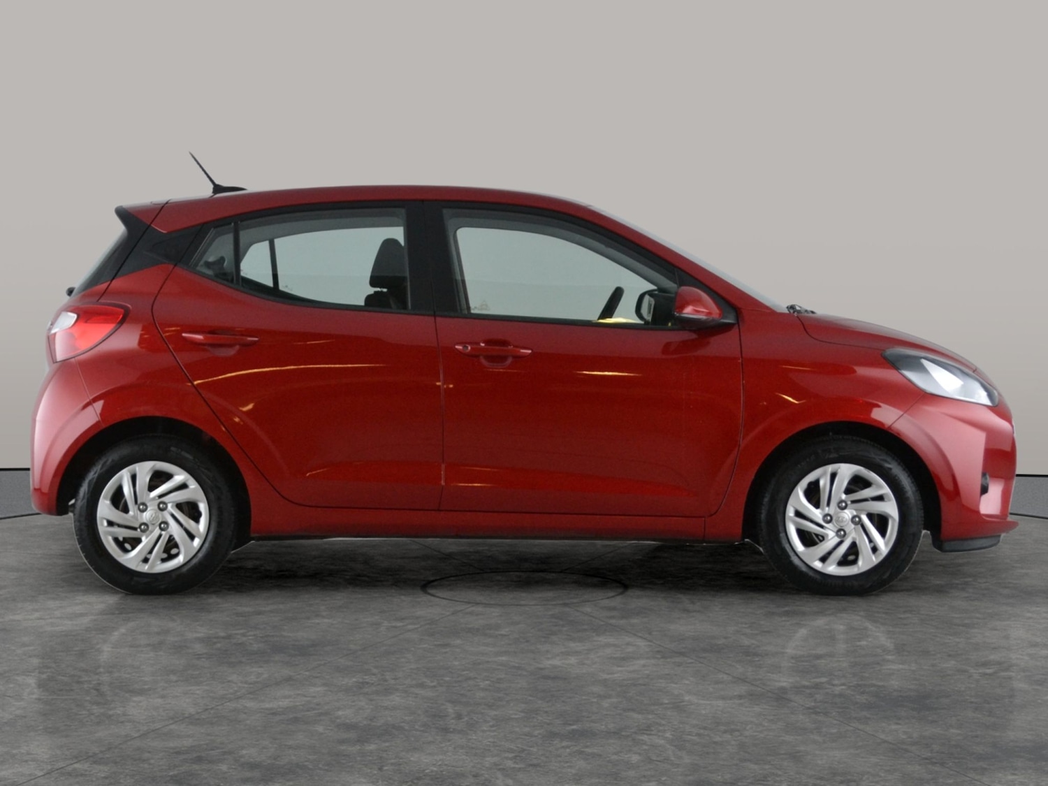 Used Hyundai i10 2022 for sale - 76693990: Photo 10