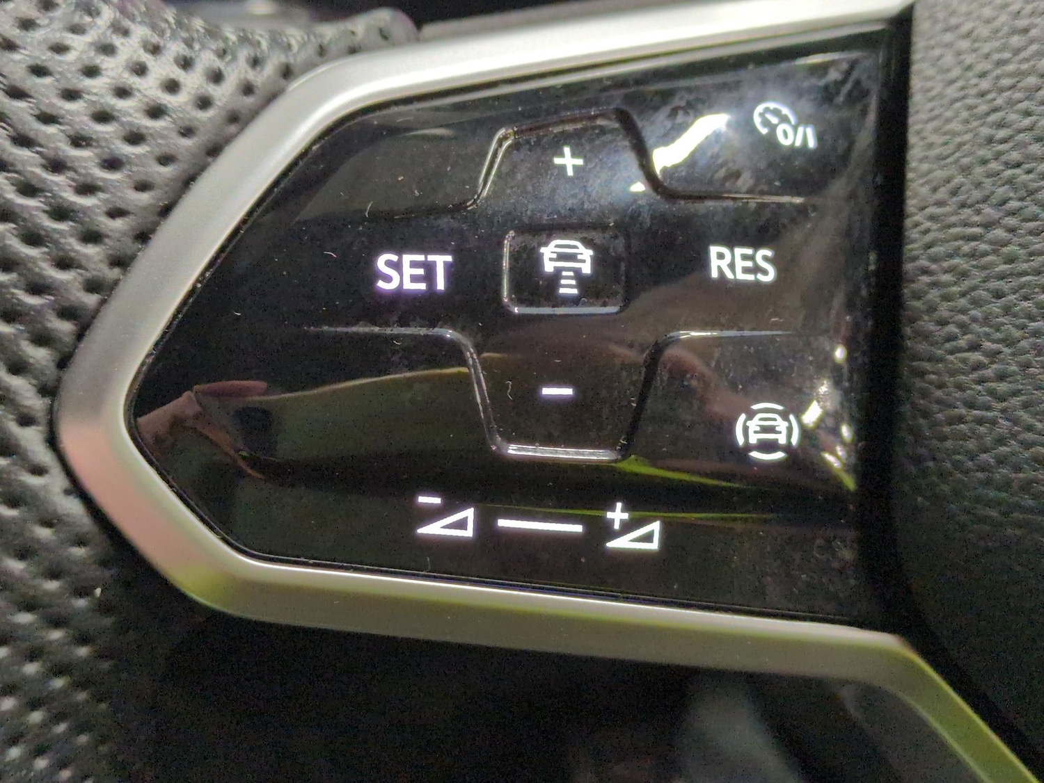 Used Volkswagen Golf 2021 for sale - 77631125: Photo 20