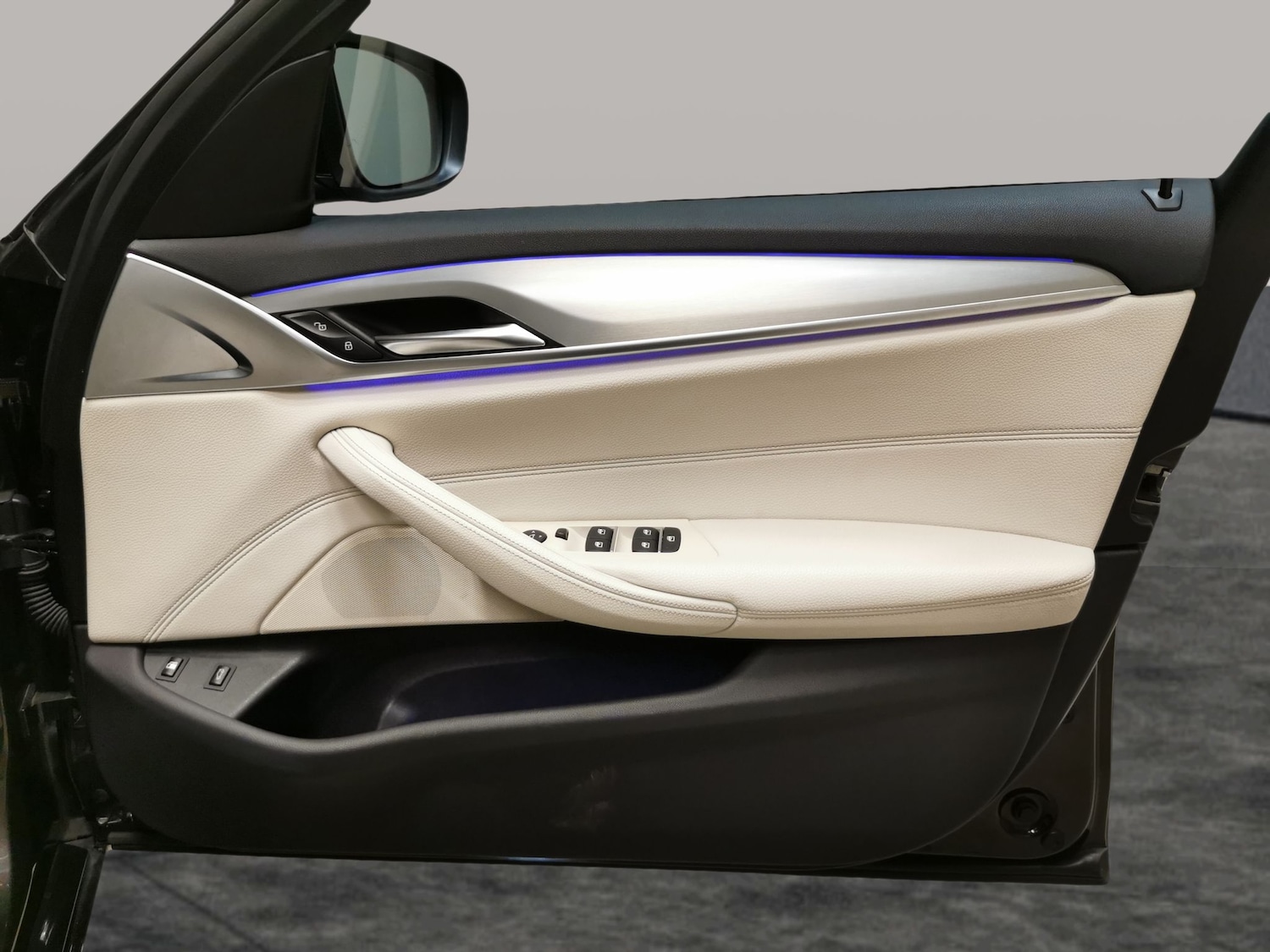 Used BMW 5 Series 2018 for sale - 78132585: Photo 30