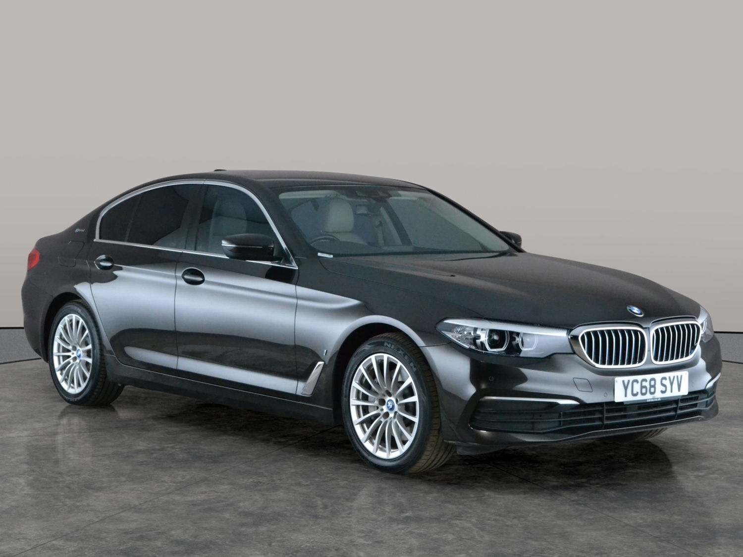 Used BMW 5 Series 2018 for sale - 78132585: Photo 8