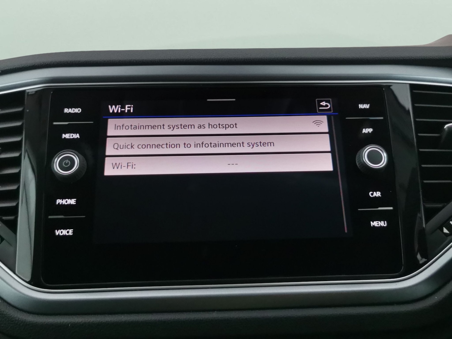 Used Volkswagen T-Roc 2022 for sale - 78028382: Photo 13