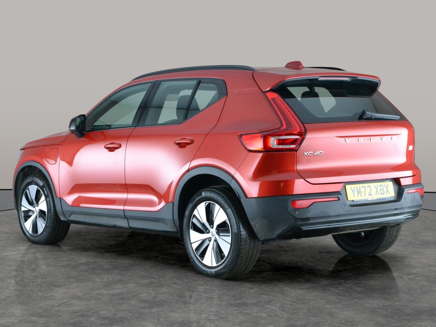 Used Volvo XC40 2023 for sale - 77636377: Photo 11