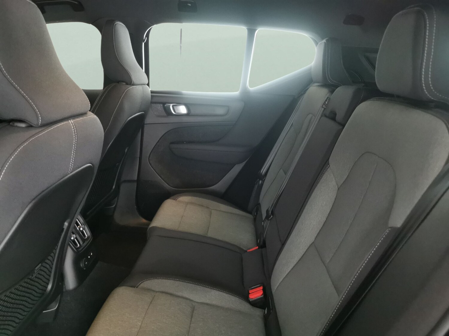 Used Volvo XC40 2023 for sale - 77636377: Photo 25