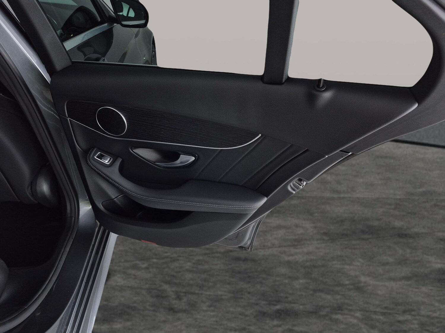 Used Mercedes-Benz C Class 2021 for sale - 78103942: Photo 30