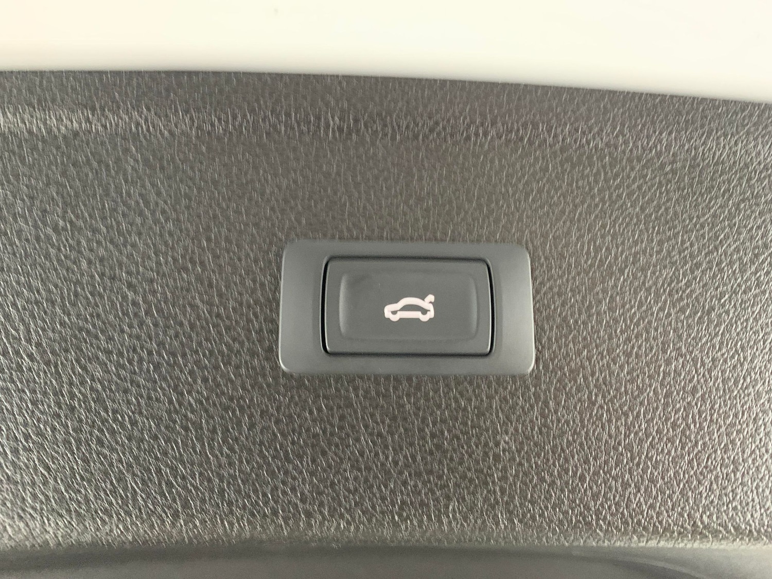 Used Audi SQ5 2018 for sale - 77165059: Photo 23