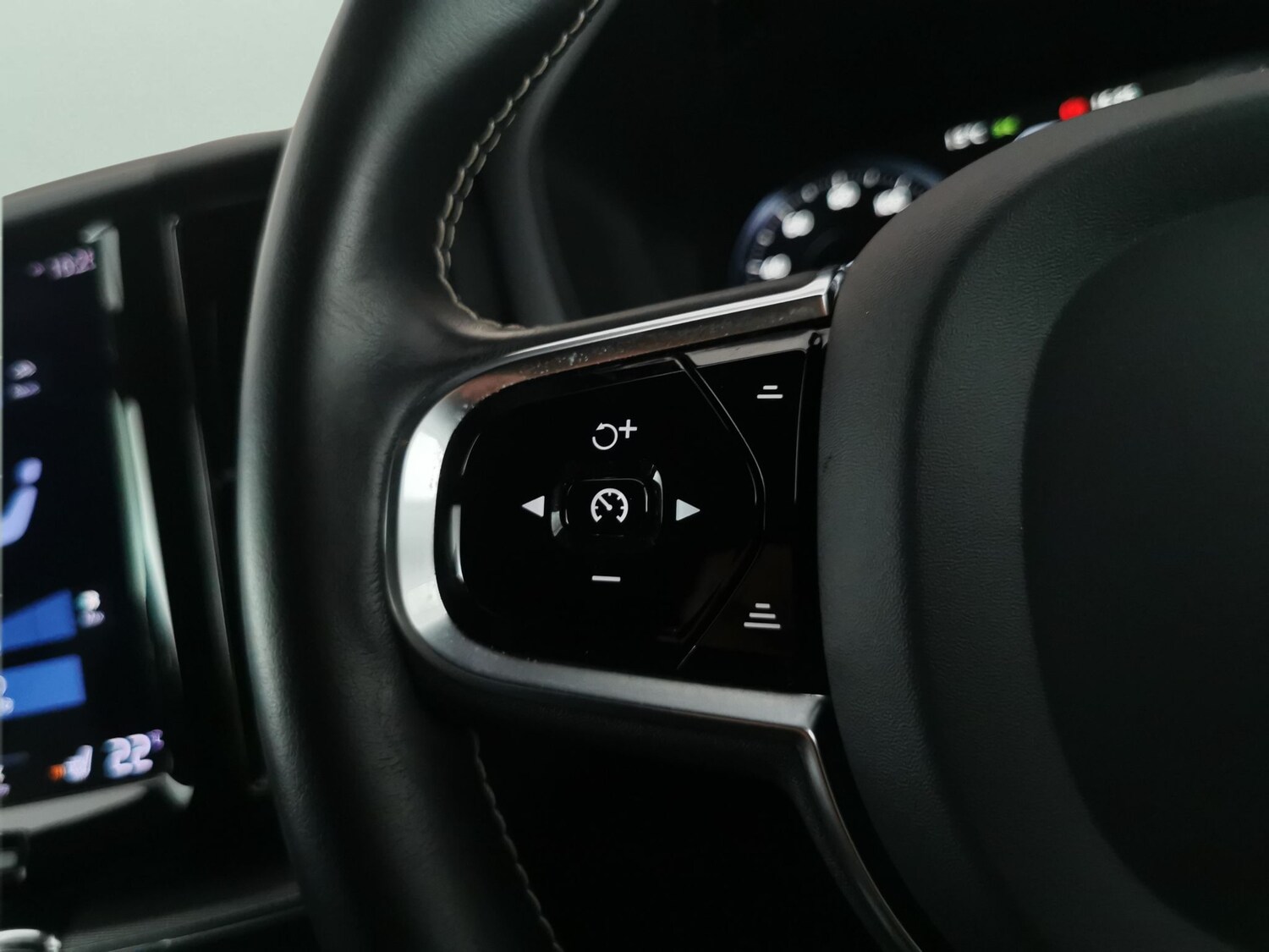 Used Volvo XC60 2020 for sale - 78219187: Photo 19