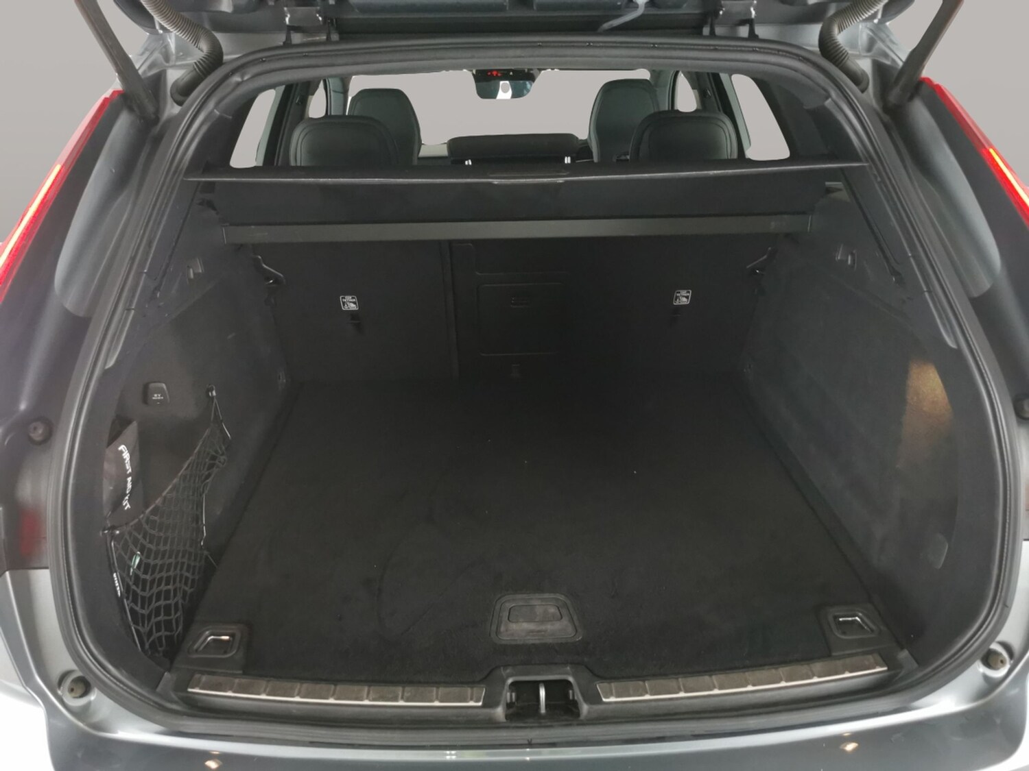 Used Volvo XC60 2020 for sale - 78219187: Photo 32