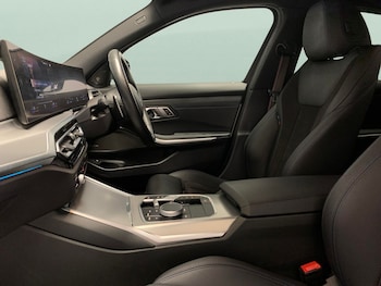 Used BMW 3 Series 2023 for sale - 77829836: Photo