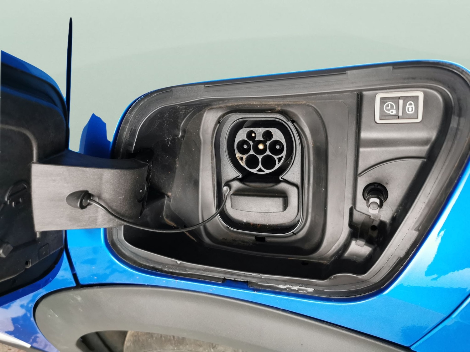 Used Peugeot 2008 2022 for sale - 77255868: Photo 32