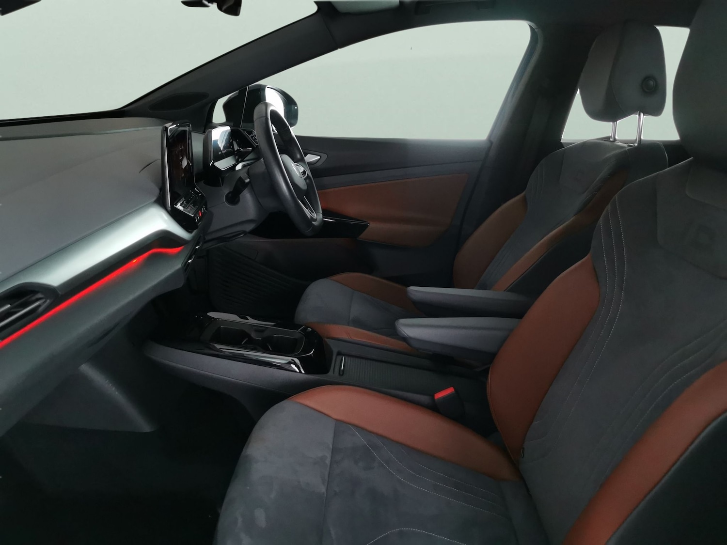 Used Volkswagen ID.4 2021 for sale - 76958314: Photo 4