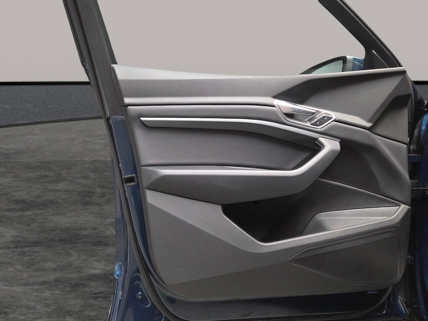 Used Audi e-tron 2020 for sale - 77873066: Photo 27