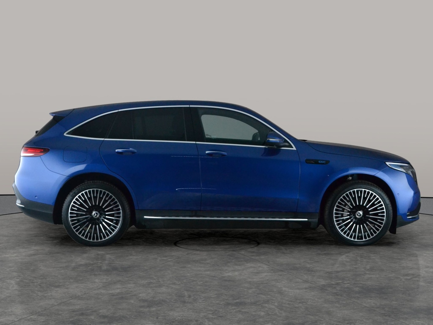 Used Mercedes-Benz EQC 2023 for sale - 77918324: Photo 11