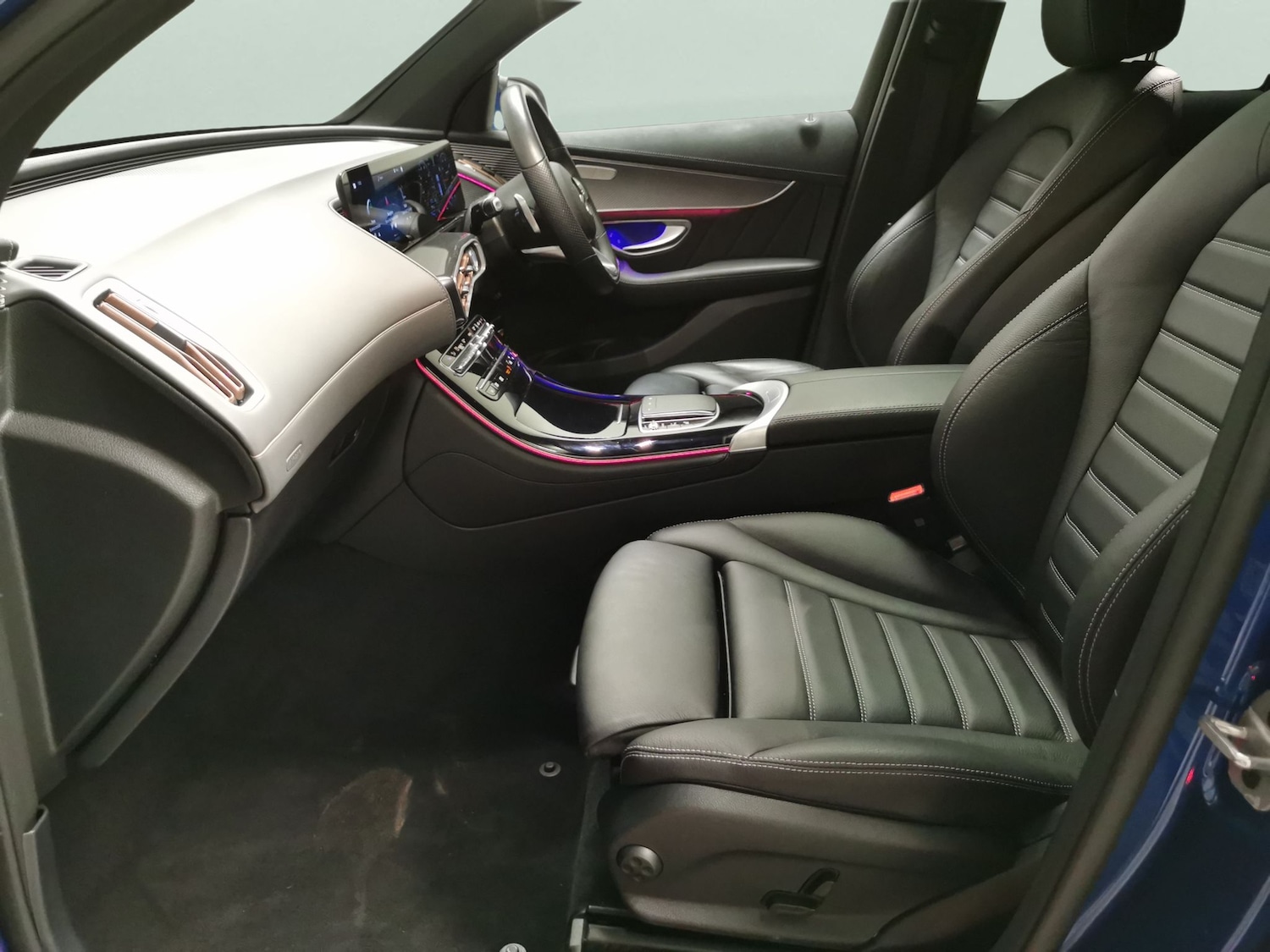 Used Mercedes-Benz EQC 2023 for sale - 77918324: Photo 4