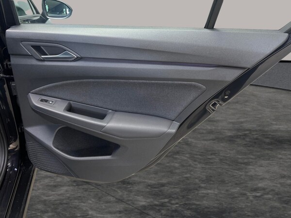 Used Volkswagen Golf 2023 for sale - 76240897: Photo 34